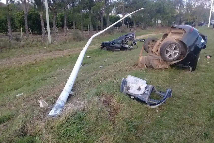 Despertó del coma el joven entrerriano que partió su auto en dos tras un violento choque