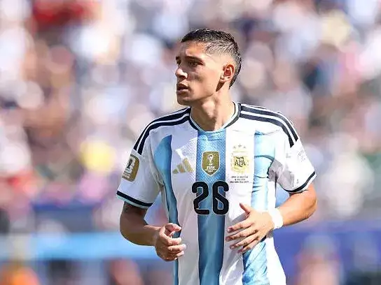 Roma presentó una oferta por Nahuel Molina