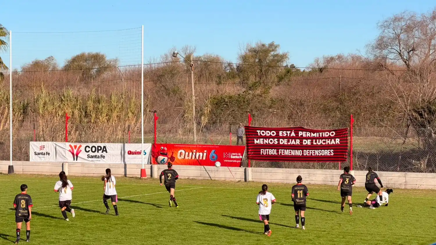 Defensores Armstrong Pueyrredón - 5