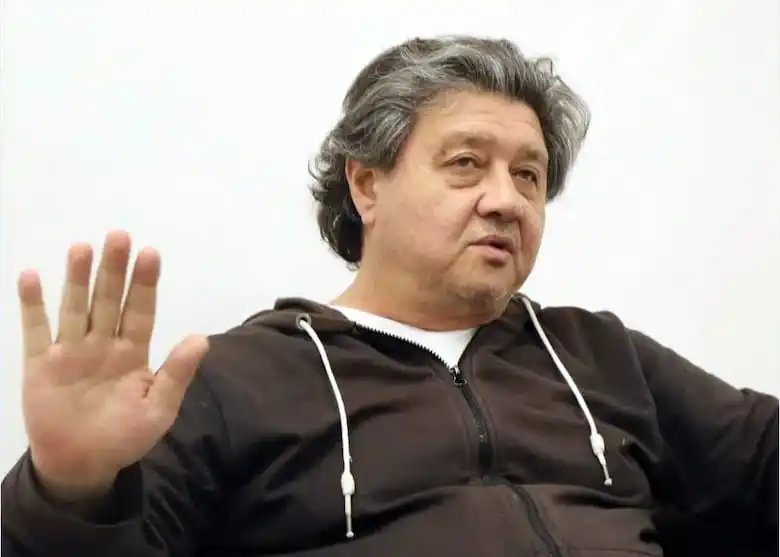 Carlos Kikuchi. Senador bonaerense de La Libertad Avanza.