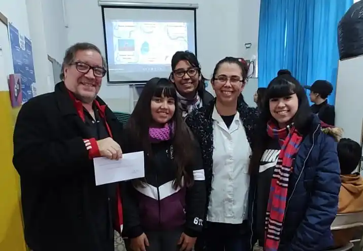 Parte de los alumnos premiados en el Proyecto Educativo Aedes.