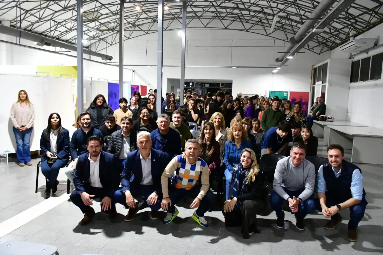 El municipio renovó su apoyo a los jóvenes.