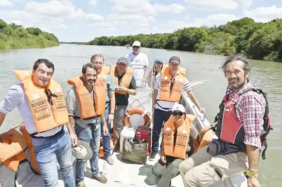 Bordet recorrió las islas  donde se construirá el  parque natural provincial