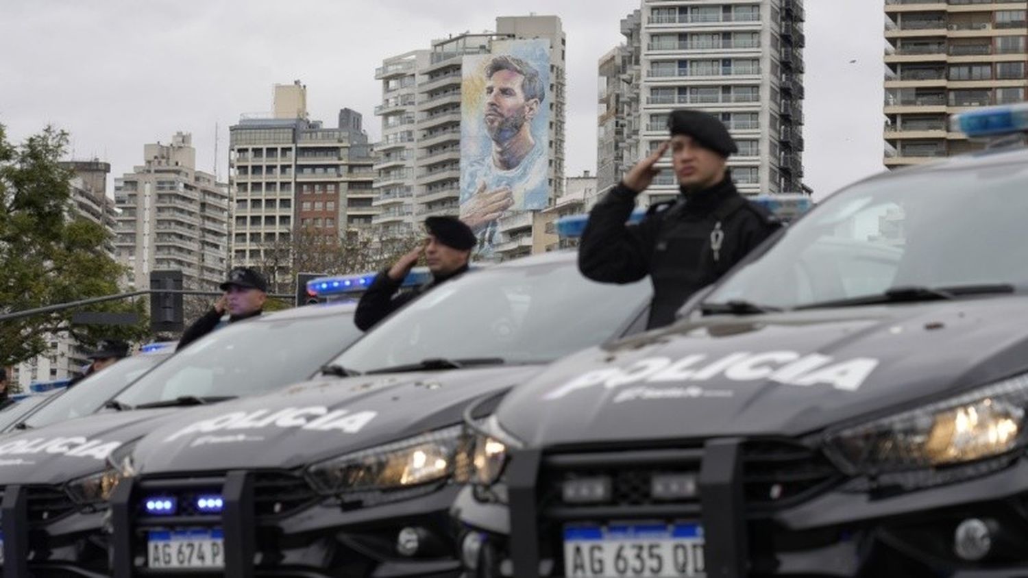 Las nuevas unidades se sumarán inmediatamente a la fuerza de seguridad local.