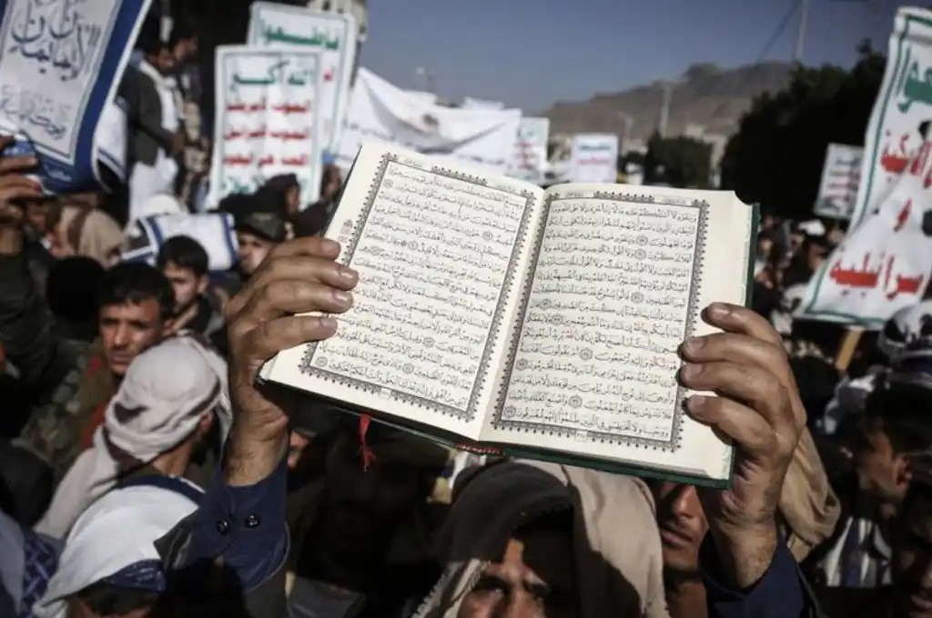 En junio, Momika, de 37 años,  prendió fuego a algunas páginas del Corán en el primer día de la festividad musulmana de Eid al-Adha.