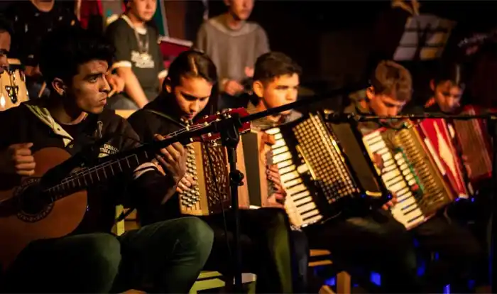 La orquesta juvenil instrumental La Chamarra reanudó las clases