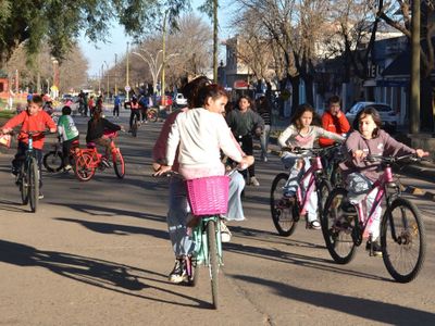 “Calle libre” con bicicleteada en Villa Cañás