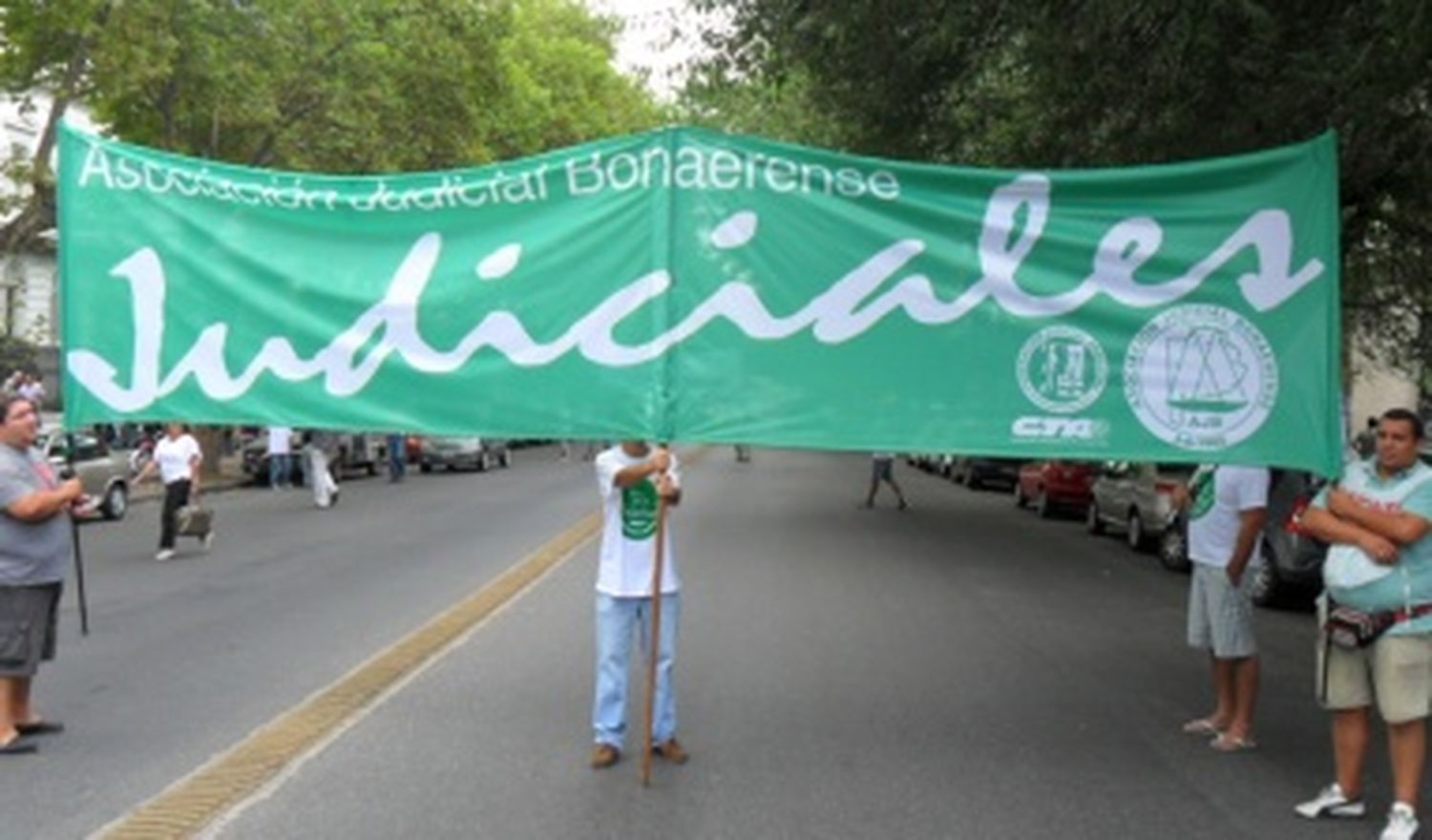 Paritarias 2015: Judiciales bonaerenses aceptaron la suba del 9,5% para enero y febrero