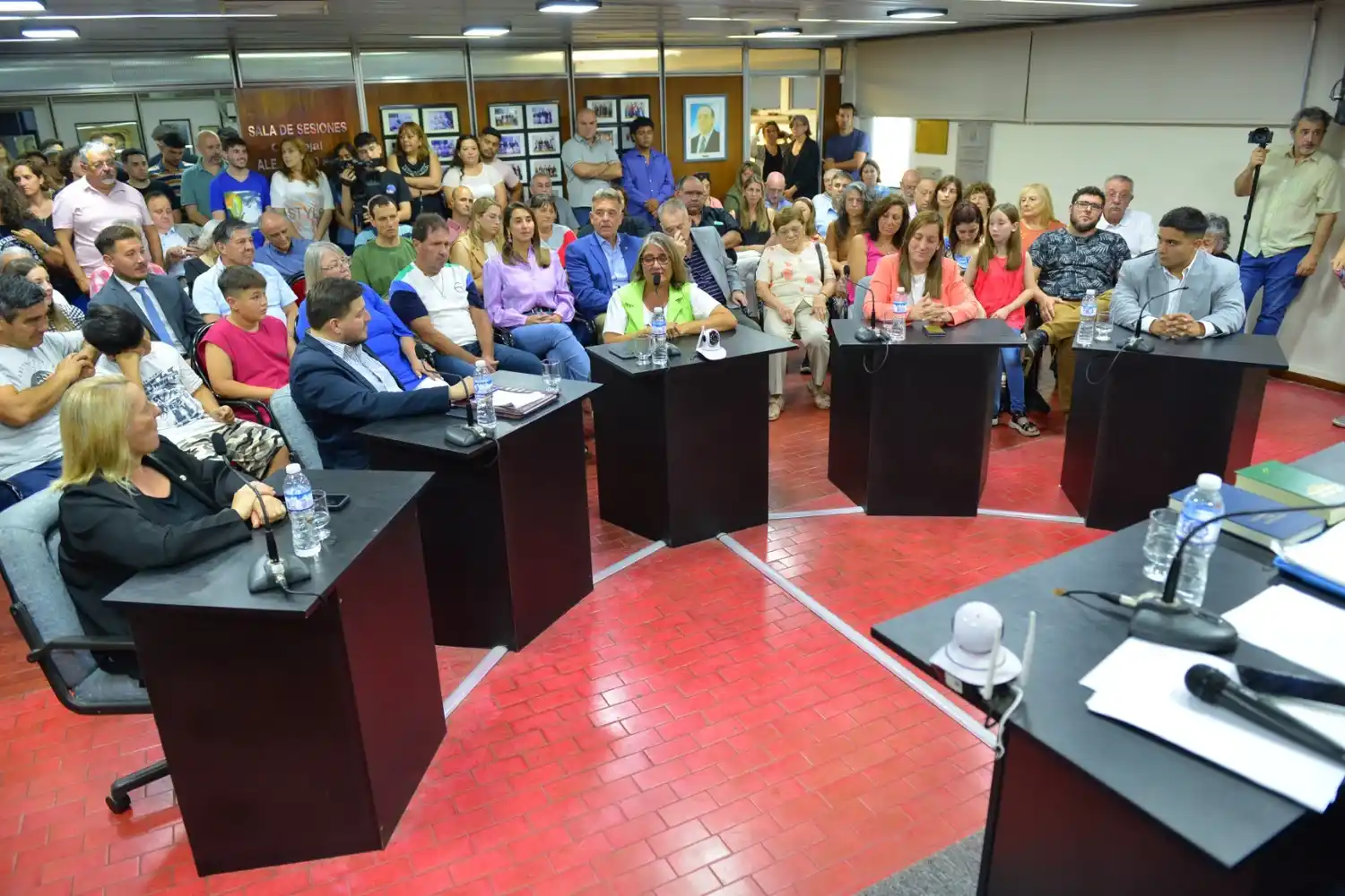 Quedó conformado el nuevo Concejo de Firmat. Foto: Sur24