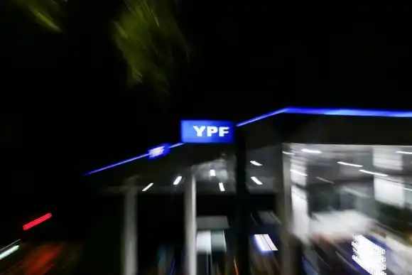 Fallo adverso en EEUU: Argentina deberá pagar U$S 16.000 millones por la expropiación de YPF