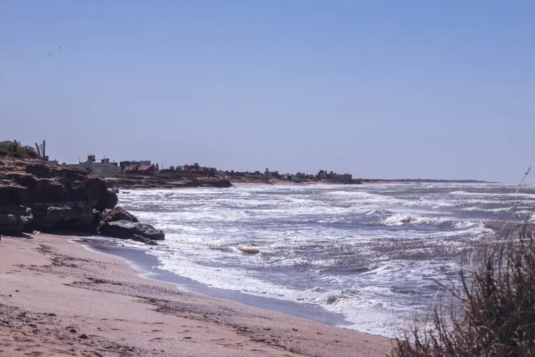 El cuerpo decapitado hallado en Miramar pertenece a un hombre y estuvo al menos tres meses en el mar