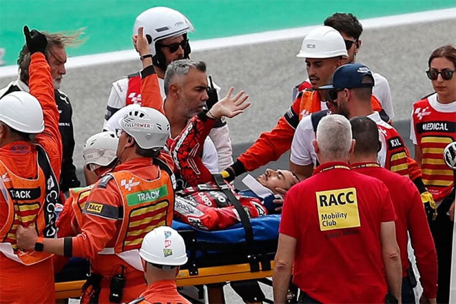 Espargaró ganó un accidentado GP de Catalunya