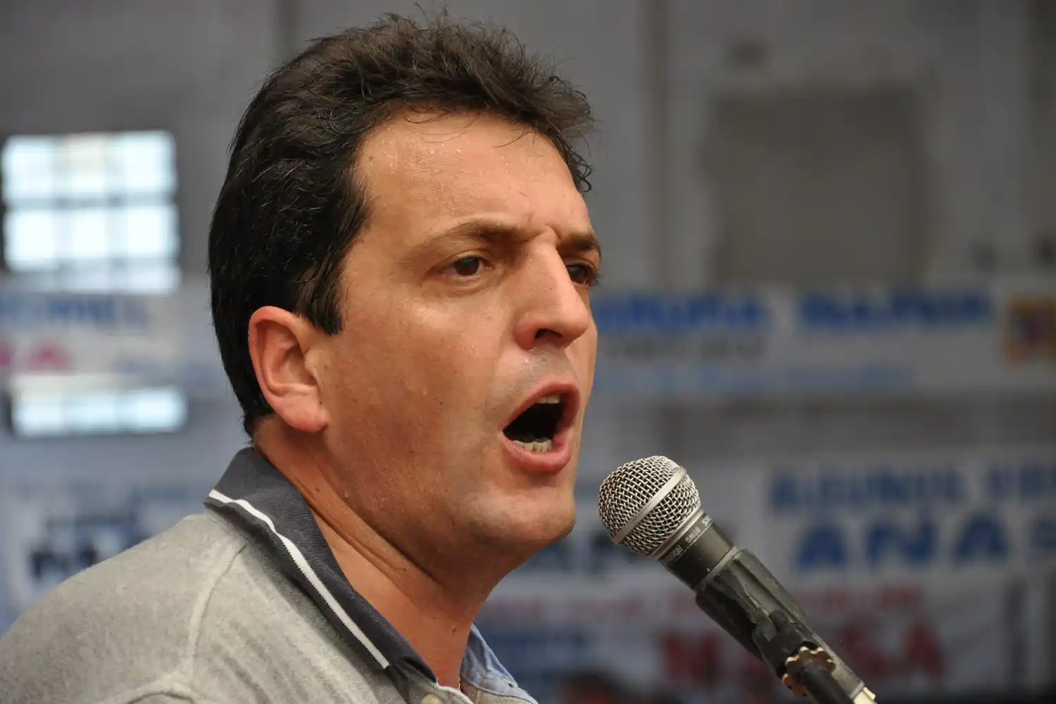 Massa: "Hay una enorme presión impositiva sobre el salario''