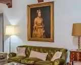 Recuperaron el cuadro robado por los nazis y arrestaron a la dueña de la casa y su esposo
