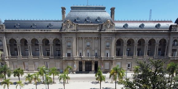 Reforma constitucional: primer paso entre ausencias y reclamos por más tiempo