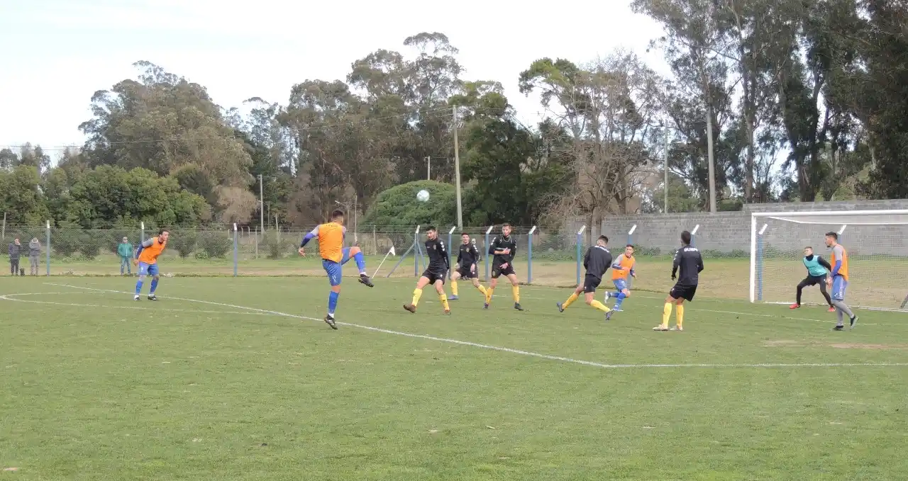 Alvarado venció a Olimpo en un encuentro de preparación