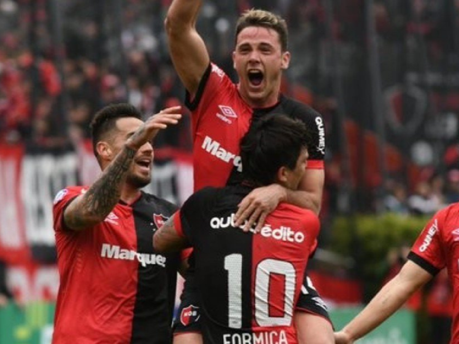 Ganó Newell's y respira en su lucha por la permanencia