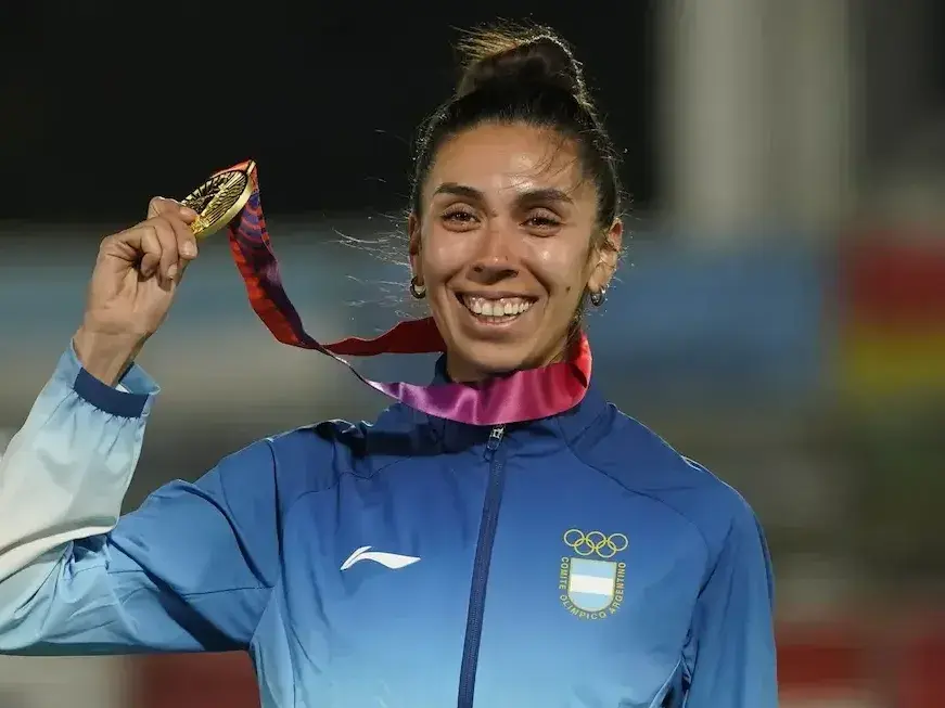 Micaela Levaggi gano el oro en los 1500 metros femeninos . Foto:Panam Sports. Foto:Prensa Juegos Suramericanos