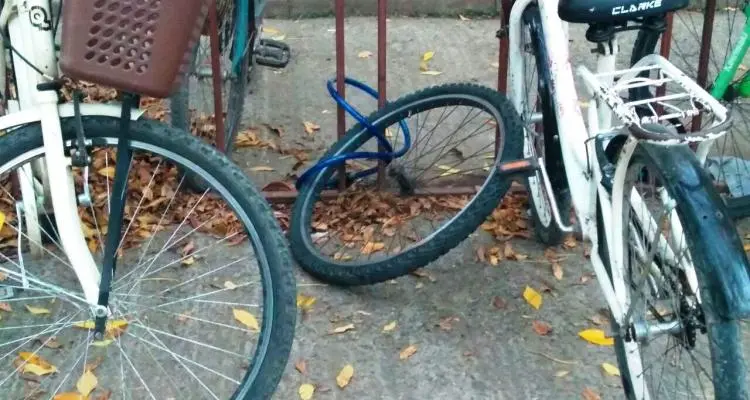 Desapareció bicicleta en la escuela Normal, sospechaban de un robo pero la había desarmado el dueño