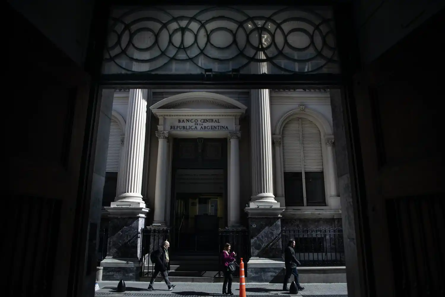 El Banco Central redujo la tasa de los plazos fijos al 110% anual