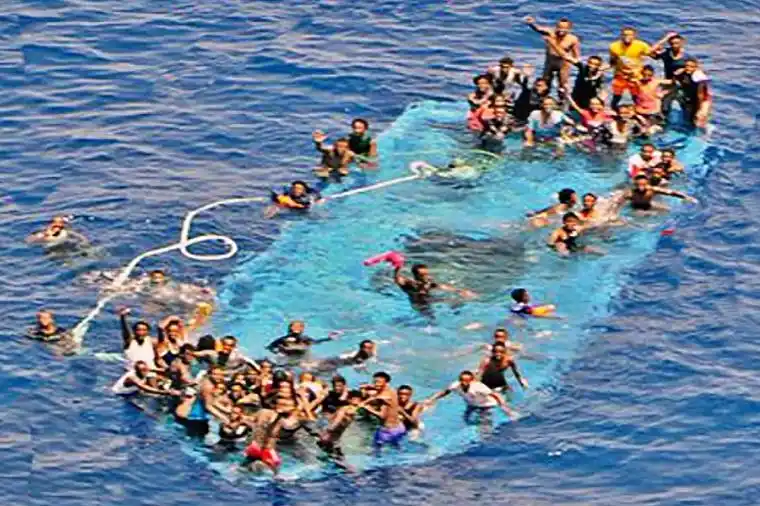 700 refugiados muertos en el Mediterráneo en una semana