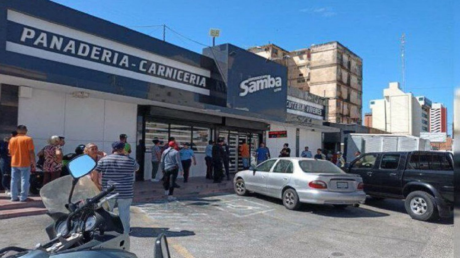¡SIN PIEDAD! Ataque armado contra dos negocios en Maracaibo deja varios  heridos