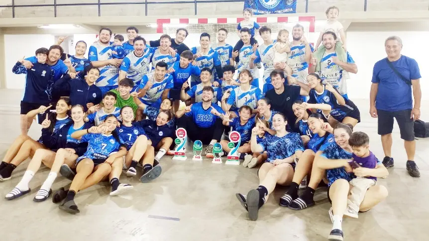 En el Handball de Ferro fueron campeones por duplicado