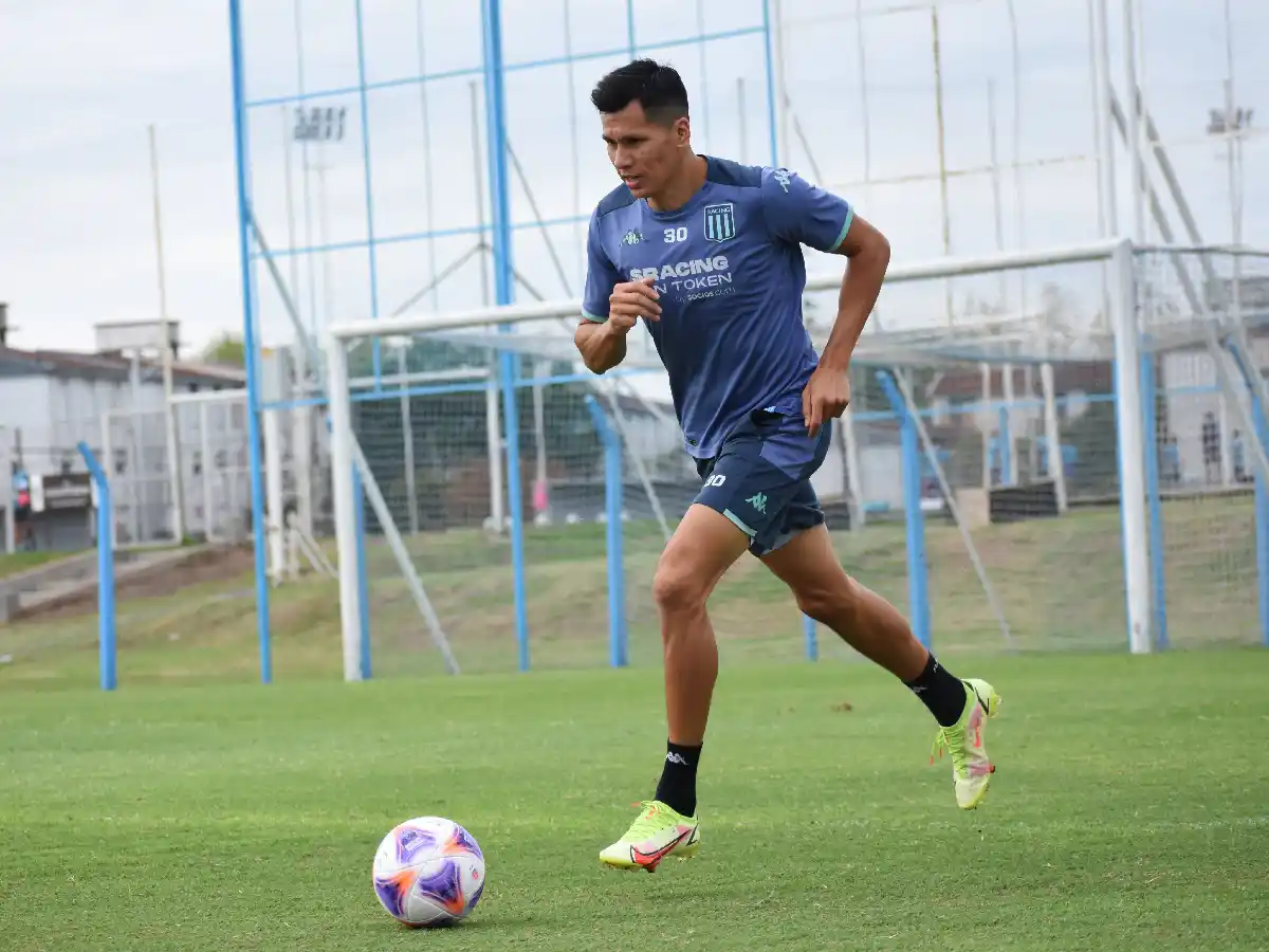 Racing: Sigali se movió a la par de sus compañeros