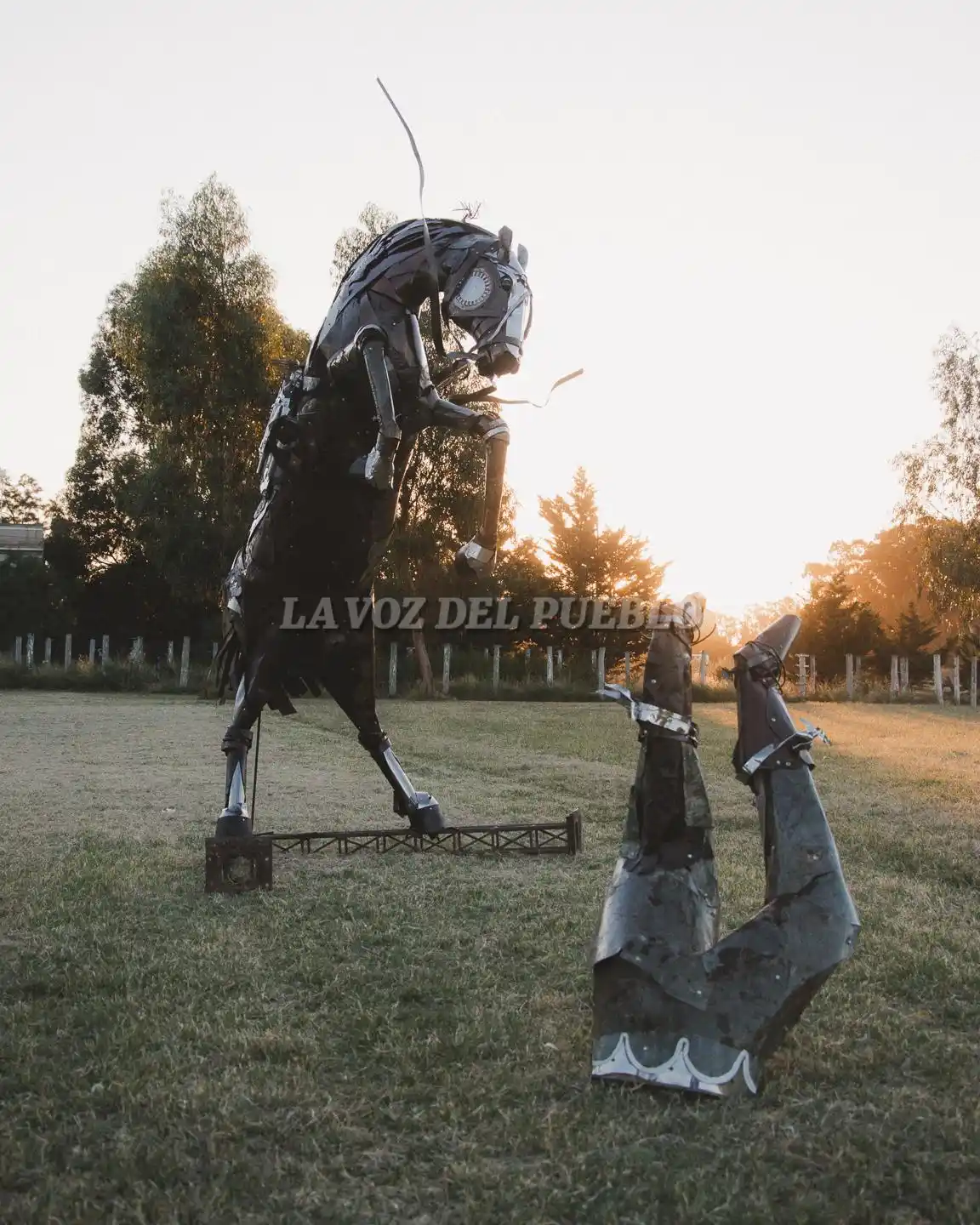 El Zorro-Escultura