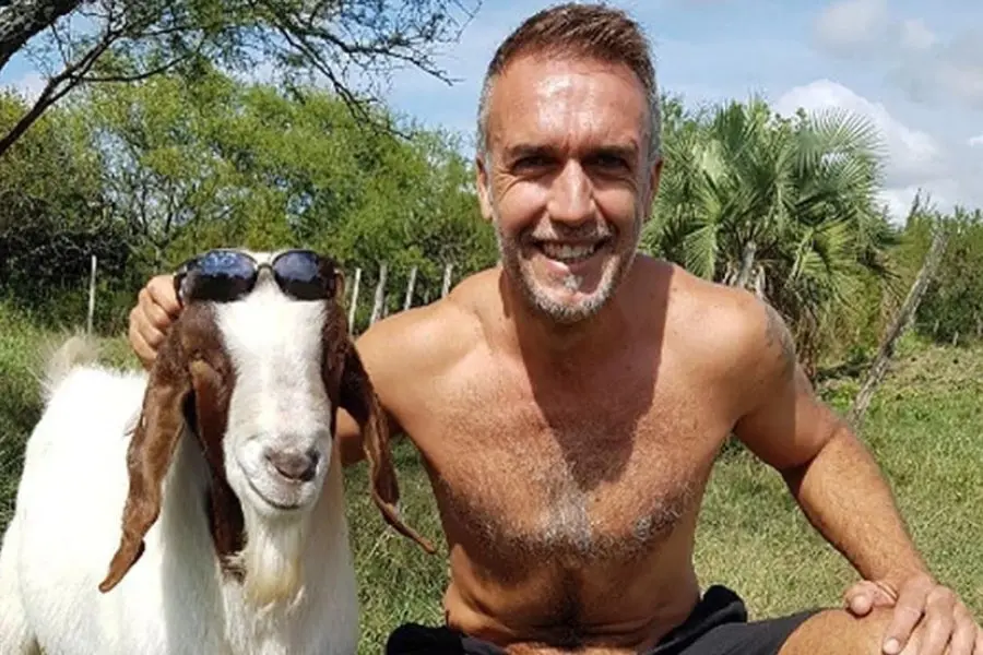 El ex goleador, Batistuta, defendió a los productores agropecuarios: “Me enojo mucho cuando los castigan porque ganan plata”