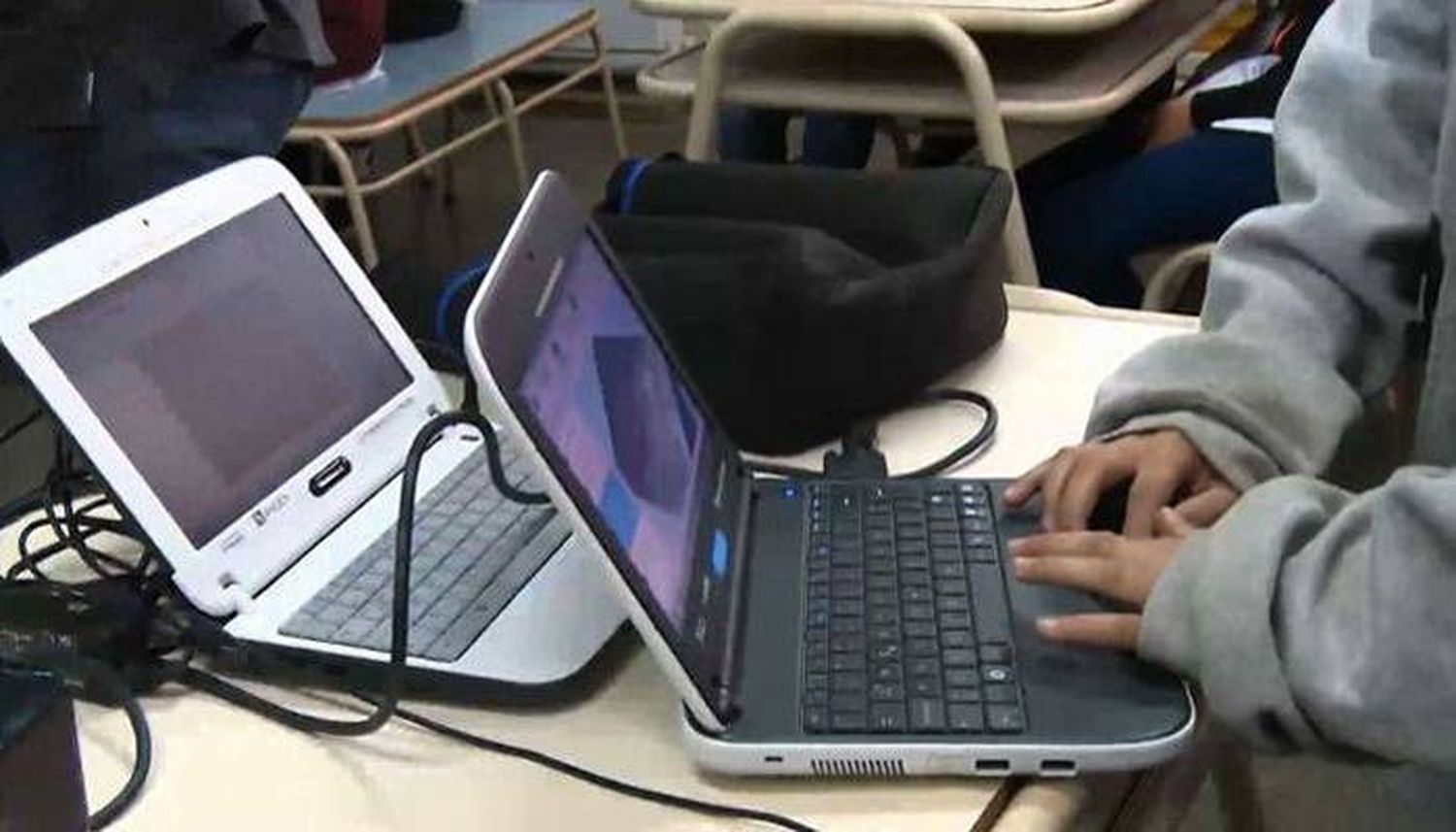 Invertirán 400 millones de  dólares para proveer de  Internet a todas las escuelas del país