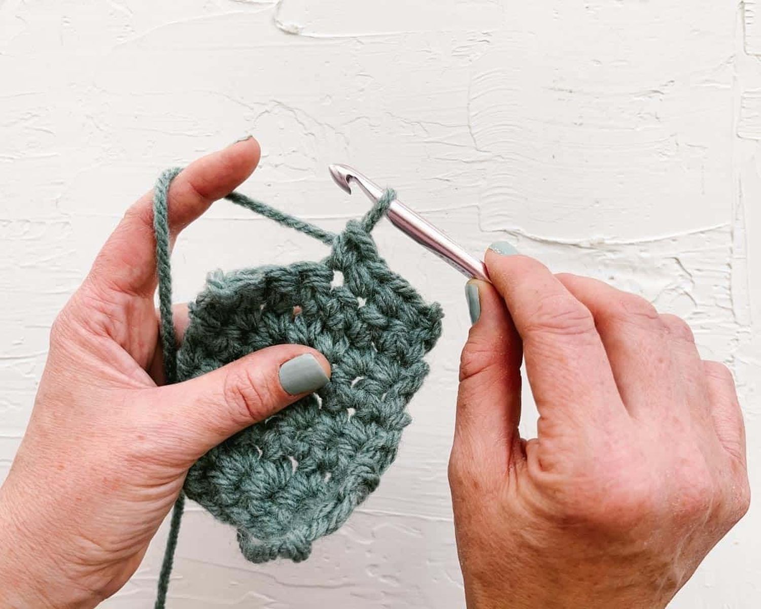 Taller de tejido al crochet para la tercera edad