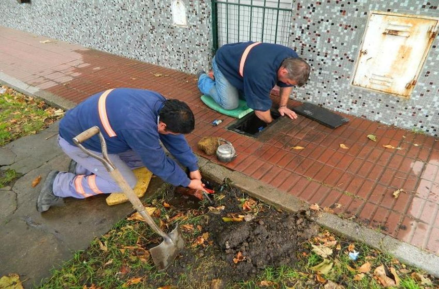 Obras Sanitarias denuncia una “ola de robos” de medidores de agua