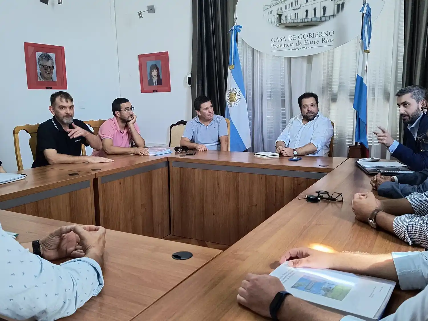 Con gestiones para el Departamento en agenda, el senador Cosso se reunió con el ministro de Gobierno de la provincia