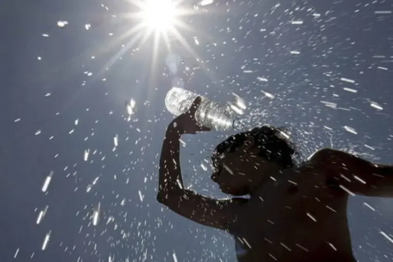 Calor: Alerta amarillo por las altas temperaturas
