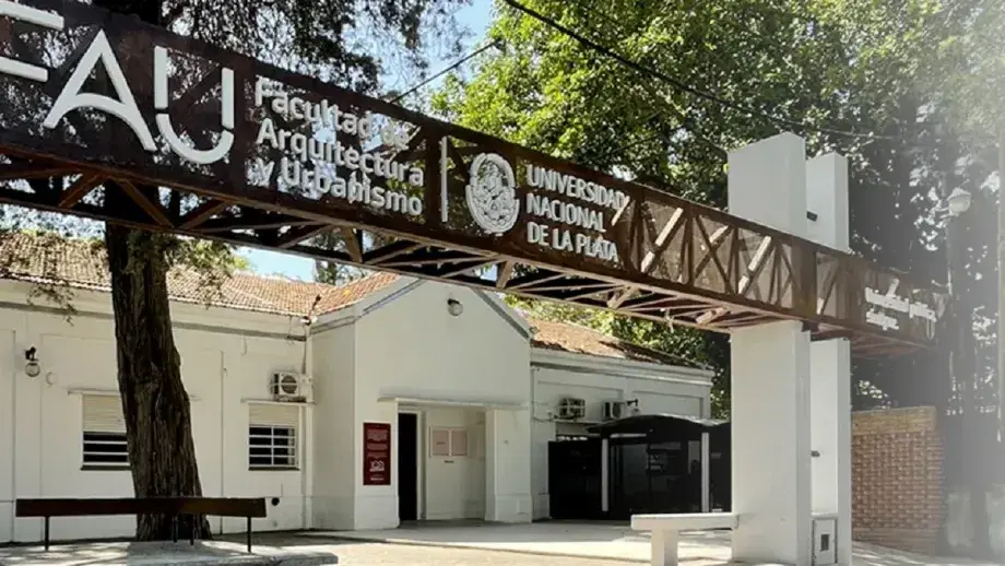 Hallaron muerta a una beba de dos meses en la Facultad de Arquitectura de La Plata