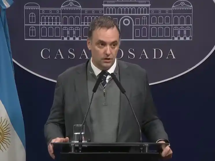 El Gobierno disolvió Vialidad y la relacionó con la corrupción