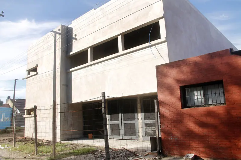 La obra de ampliación de la Técnica Nº 3 sigue paralizada