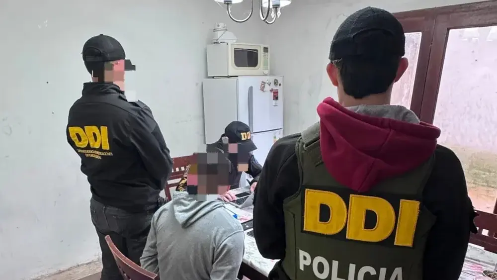 Gastón Nicolás Cichero, de 37 años, quedó detenido por maltratar a dos mujeres mayores en el geriátrico en el que trabajaba.
