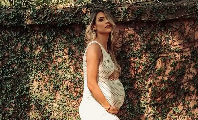 Stefanía Fernández anuncia la llegada de su segundo hijo con emotivo mensaje