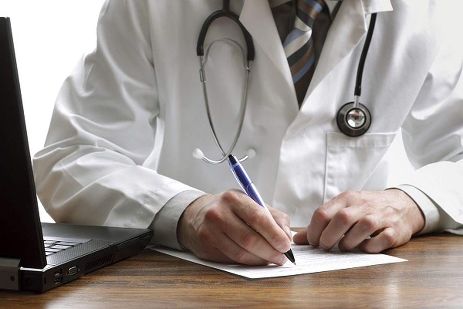 El CGE reformuló la resolución que disponía cambios en las licencias