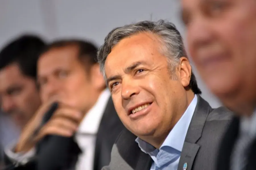 Tras la advertencia sobre Macri, Cornejo se reúne con Salvador