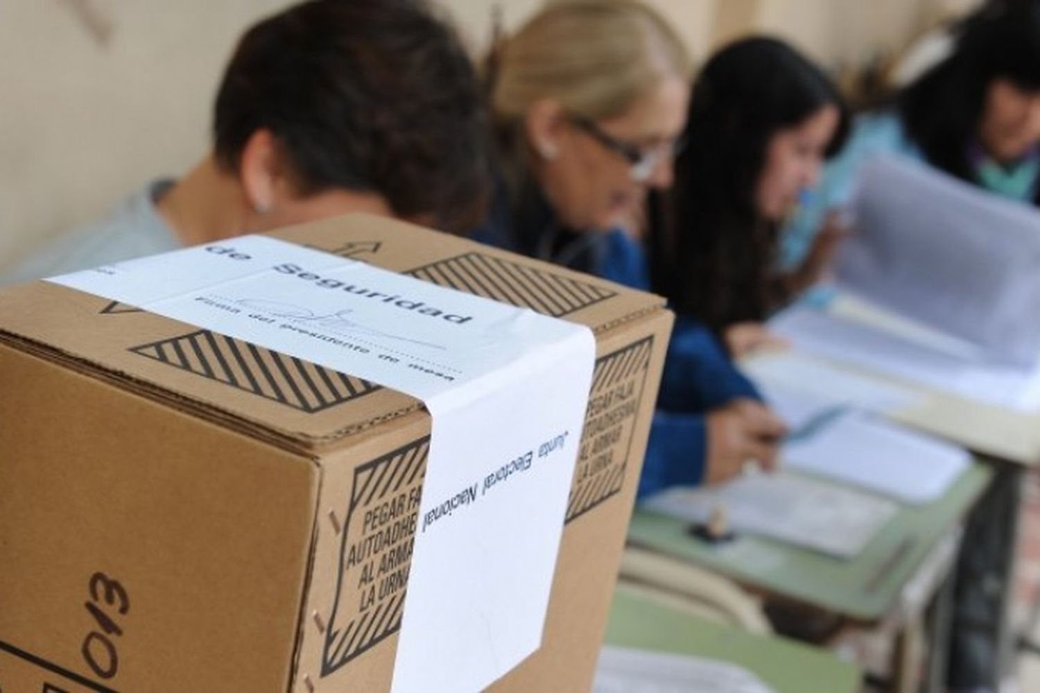 Oficializaron a los cinco frentes electorales que competirán en octubre