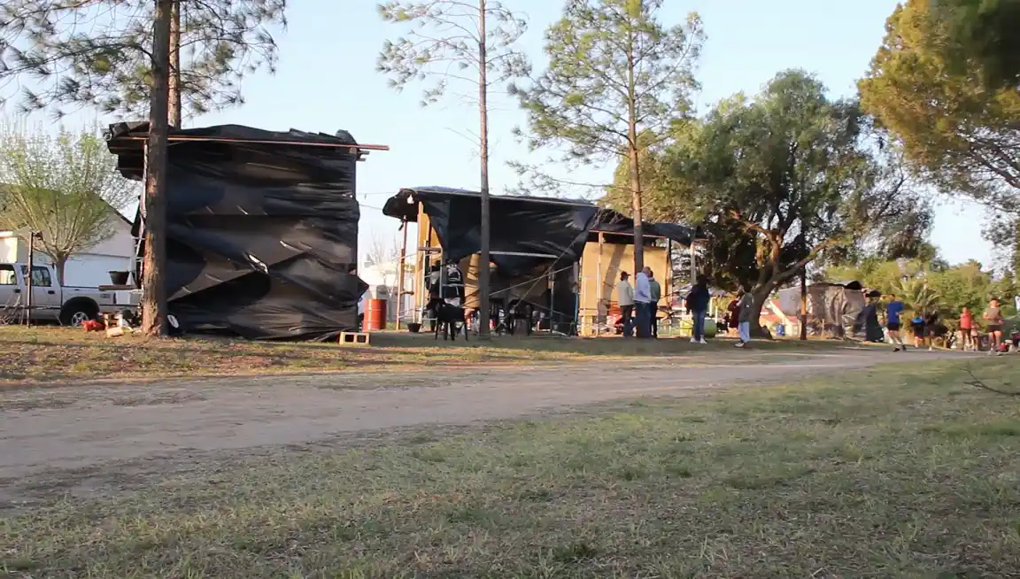 Encuentro de Mural Esgrafiado en Libertador San Martín