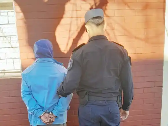 Hombre detenido por robo y recuperación de elementos sustraídos