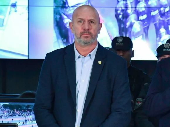 Desplazaron a Waldo Wolff de la titularidad del Ministerio de Seguridad porteño
