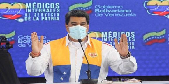 Maduro ahora habla de «gotas milagrosas» contra el COVID-19