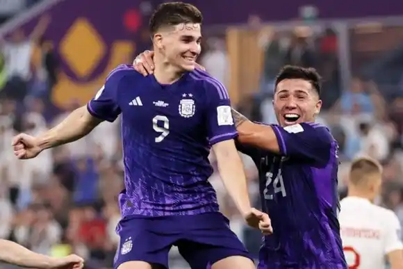 El futuro de Julián Álvarez en Europa: lo quiere un grande que pretende volver a pelear