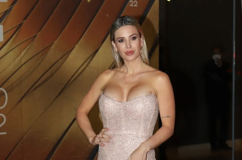 Jesica Cirio se “descuidó” en los Martín Fierro y estallaron los memes