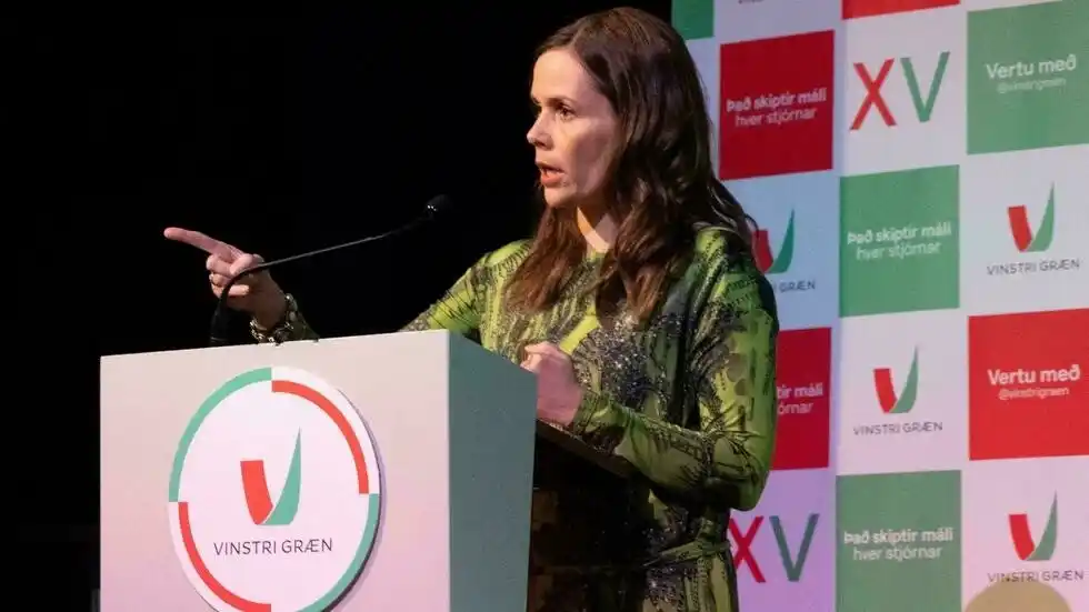 La coalición de la primera ministra Katrin Jakobsdottir obtuvo la mayoría en el Parlamento.